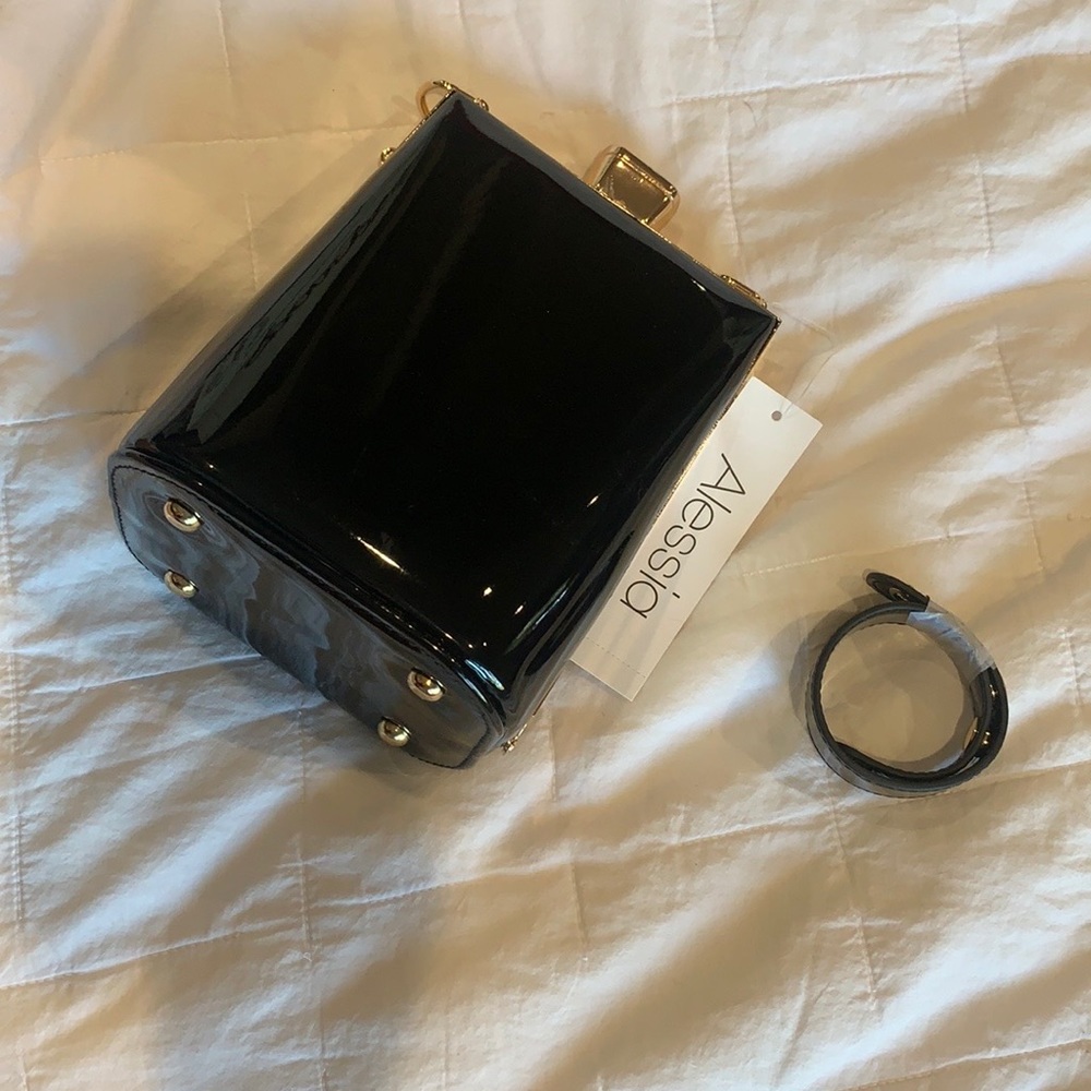 Black shiny purse/clutch